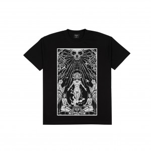 Yunost™ Witch Circle Tee Shirt